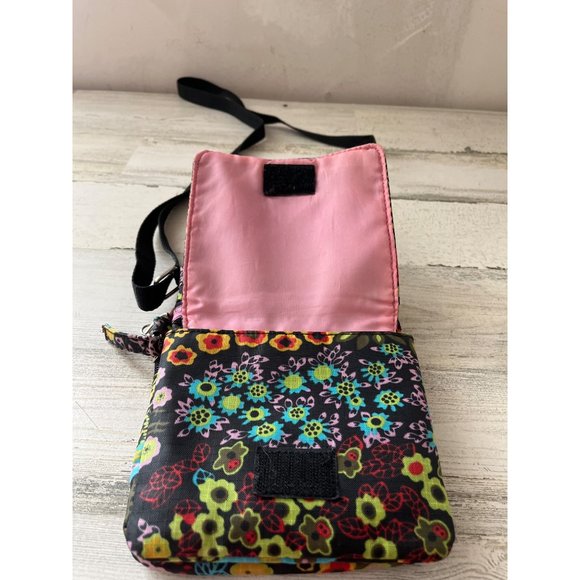 Studio Pro multi-pocketed shoulder/crossbody bag - Picture 3 of 11